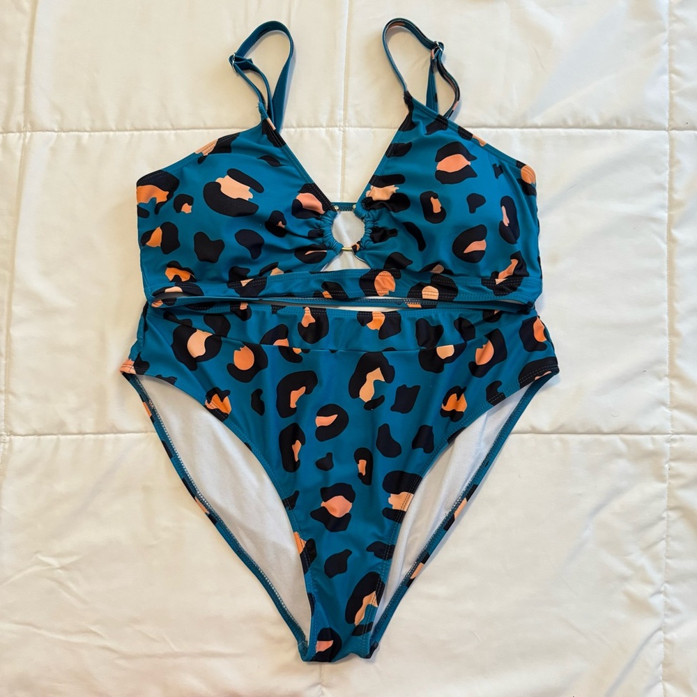 SHEIN Teal and Black Leopard Bikini Size 1XL